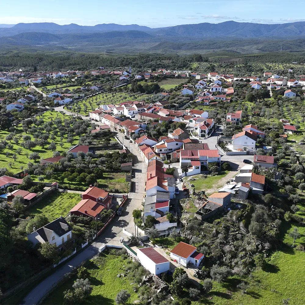 Vista aérea da Freguesia do Ninho do Açor e Sobral do Campo